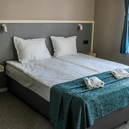 Laguna Terrace Хотел *