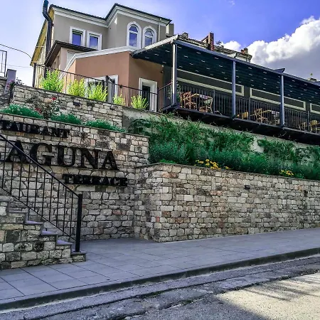 Laguna Terrace *