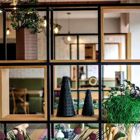 Хотел Laguna Terrace *