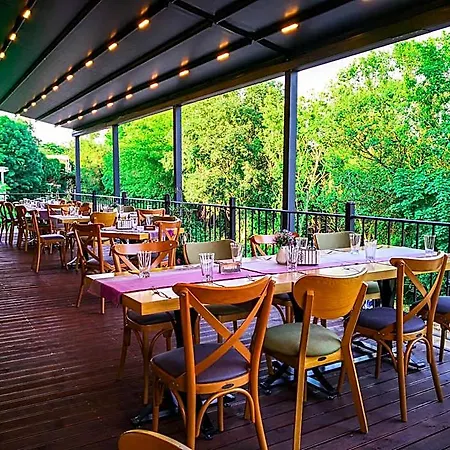Laguna Terrace *