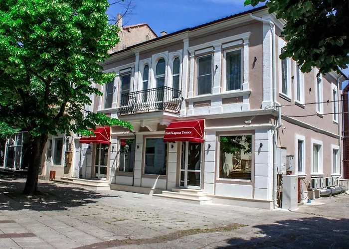 Хотел Laguna Terrace *